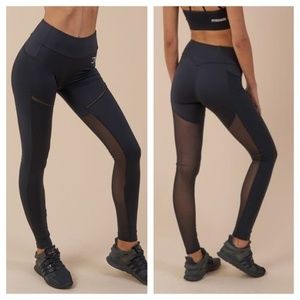 Gymshark Simply Mesh Leggings with Pockets